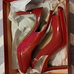 Kelly & Katie Red Size 7.5 heels